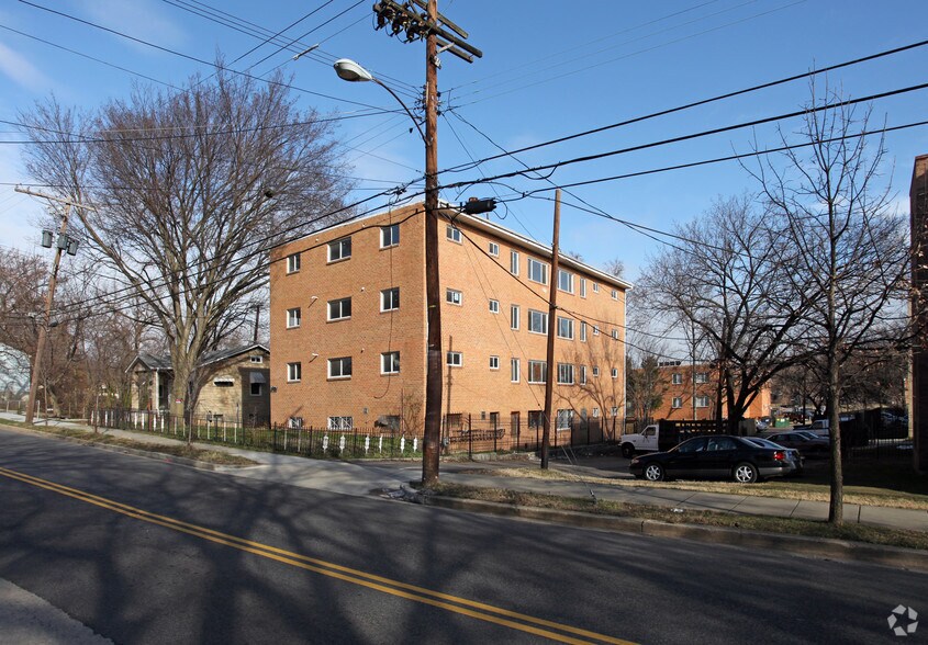 3928 1st St SE, Washington, DC à vendre - Photo principale – Image 1 sur 1