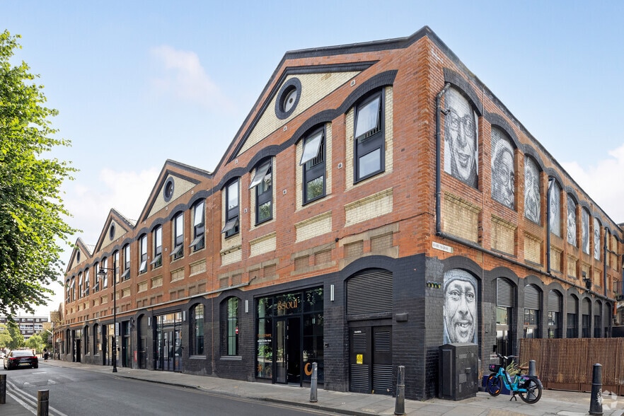 114 Cheshire St, Londres à louer - Photo principale – Image 1 sur 3