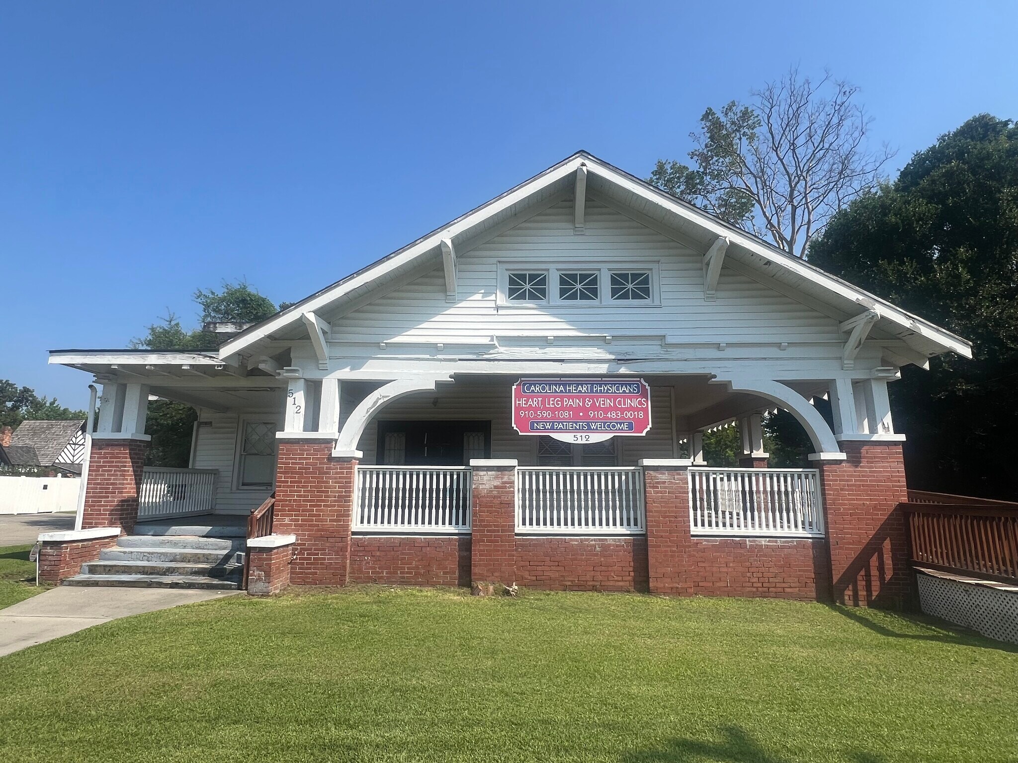 512 Sunset Ave, Clinton, NC à vendre Photo principale– Image 1 sur 14