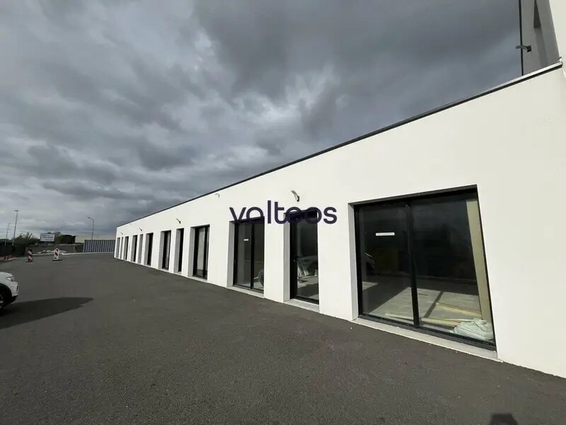 Local d’activités dans Colomiers à louer Photo de l’immeuble– Image 1 sur 7