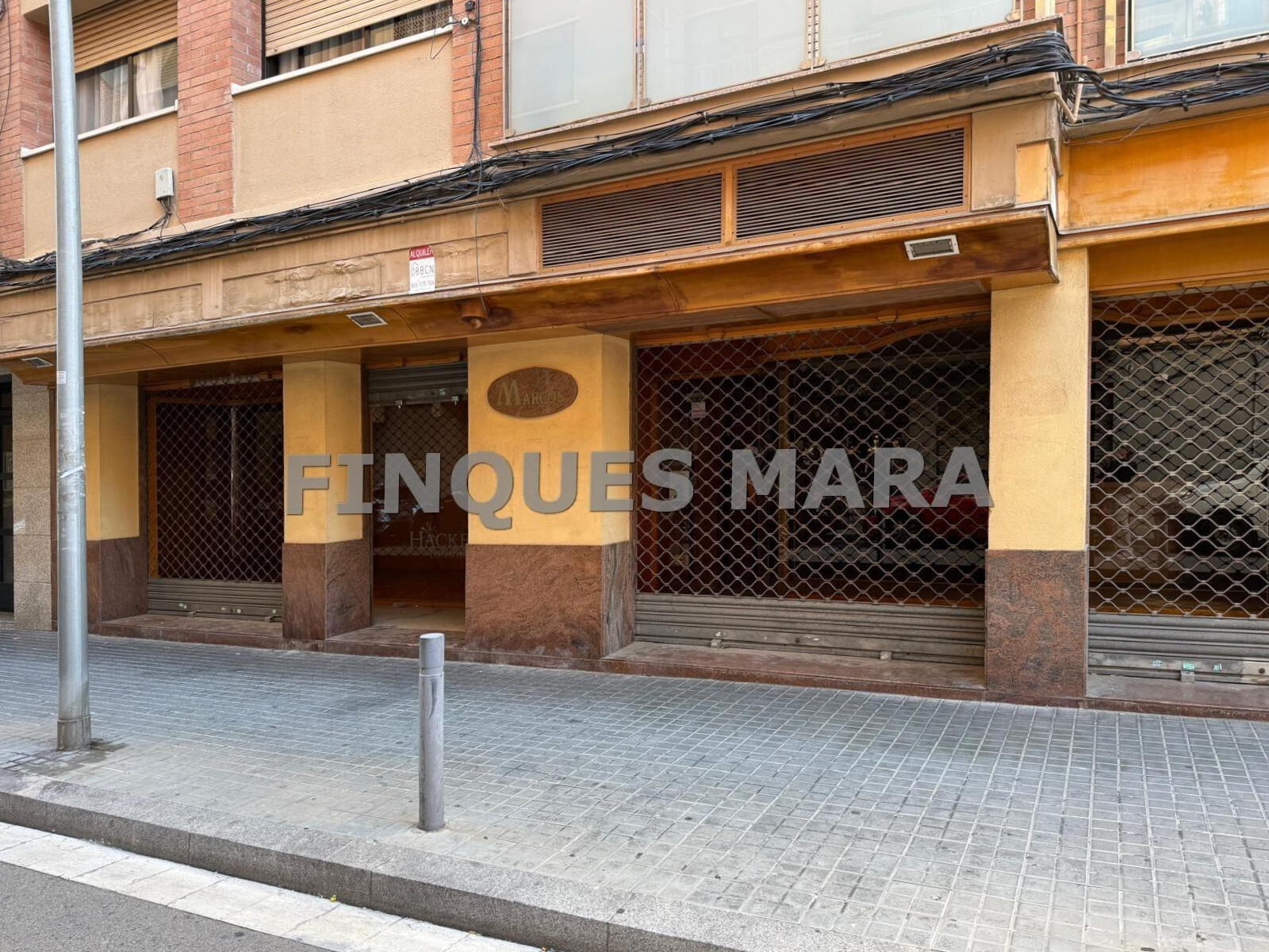 Local commercial dans Sant Boi de Llobregat, Barcelona à louer Plan d’étage– Image 1 sur 6