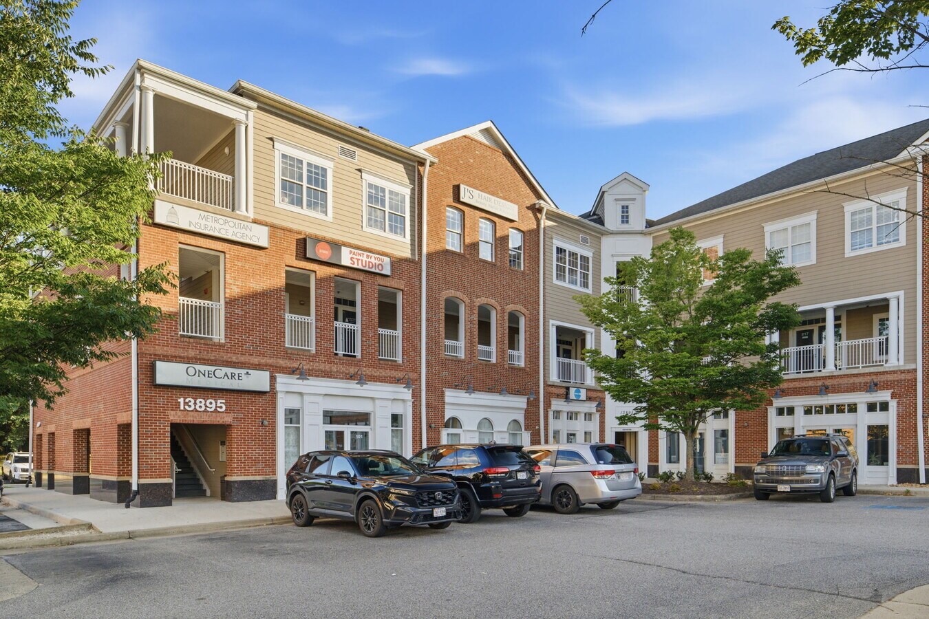 13895 Hedgewood Dr, Woodbridge, VA 22193 - Lot 205 - - Photo intérieure - Image 1 of 48