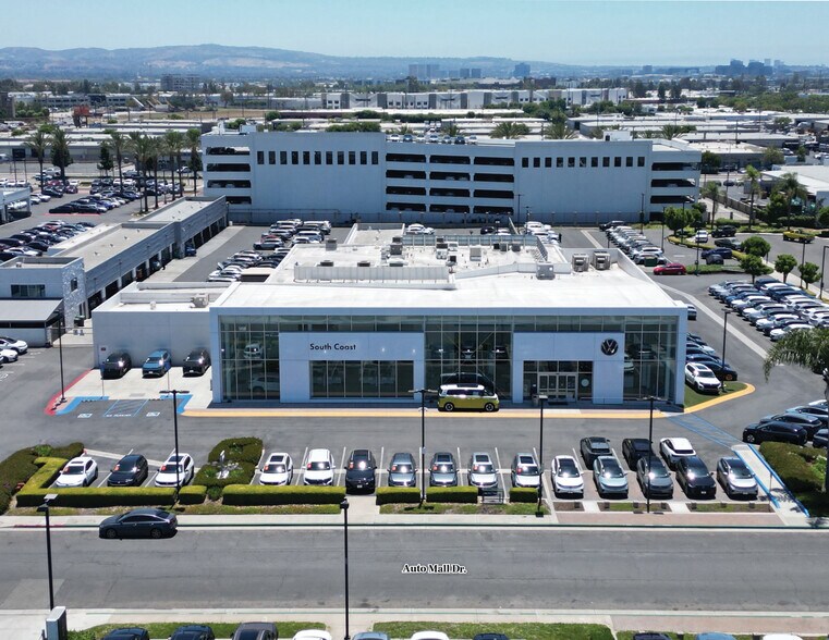 Audi & VW Dealership Portfolio Santa Ana portefeuille de 2 biens à vendre sur LoopNet.fr - Photo de l’immeuble – Image 3 sur 7