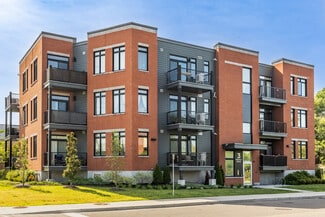 Plus de détails pour 3 Bedale Dr, Ottawa, ON - Logement à vendre