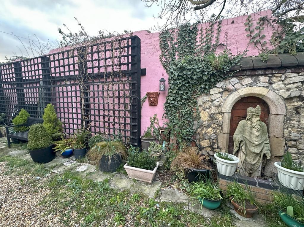 View Photo