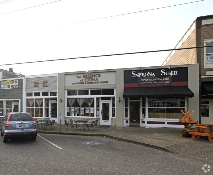 1721-1727 Willamette Falls Dr, West Linn, OR à louer - Photo principale – Image 1 sur 17