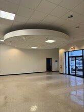 222 Metro Center Blvd, Warwick, RI à louer Photo intérieure– Image 1 sur 20