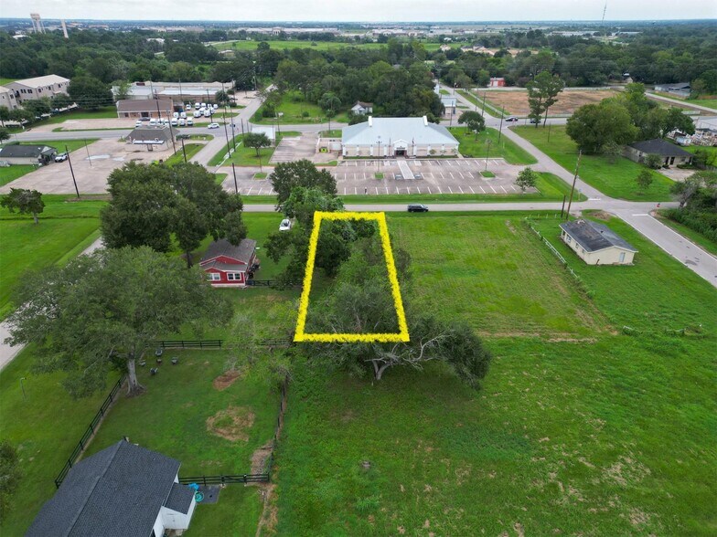 Harris St, Fulshear, TX à vendre - Aérien – Image 2 sur 5