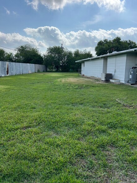 3925 Business 83, Weslaco, TX à vendre - Photo de l’immeuble – Image 3 sur 7