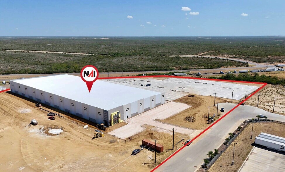 19926 Kraus Lp, Laredo, TX à louer - Aérien – Image 1 sur 12