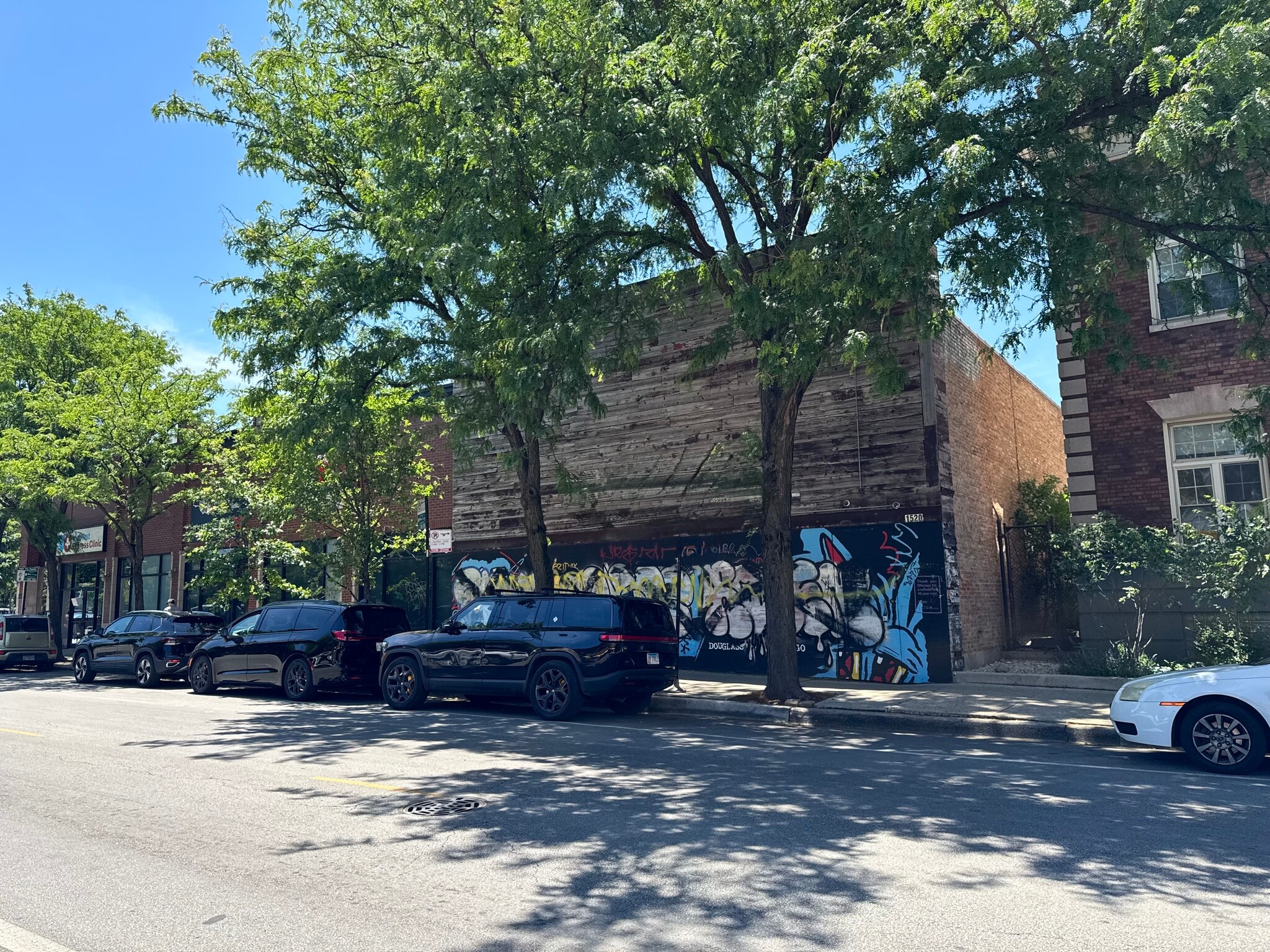 1520 N Damen Ave, Chicago, IL à louer Photo de l’immeuble– Image 1 sur 2