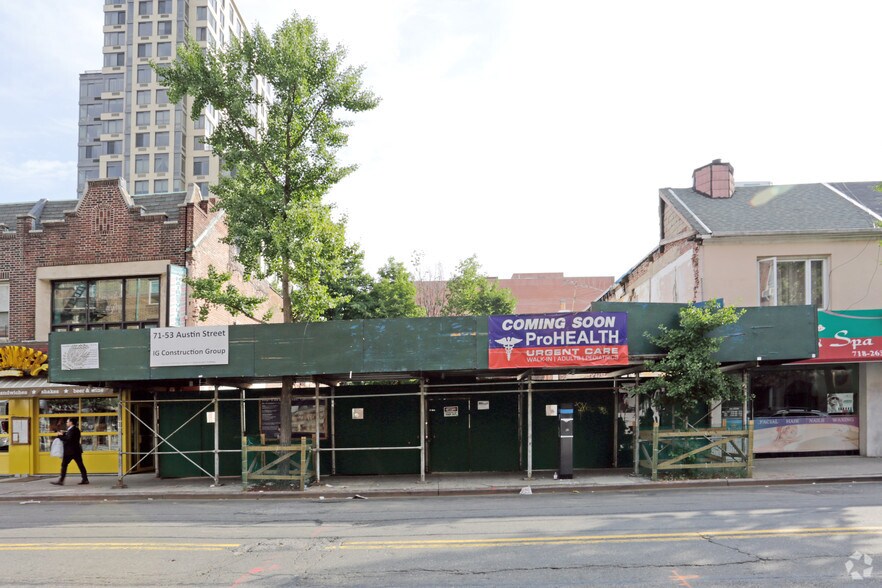 7153-7157 Austin St, Flushing, NY à vendre - Photo de l’immeuble – Image 3 sur 6