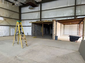 3110 N Davis Hwy, Pensacola, FL à louer Photo intérieure– Image 2 sur 8