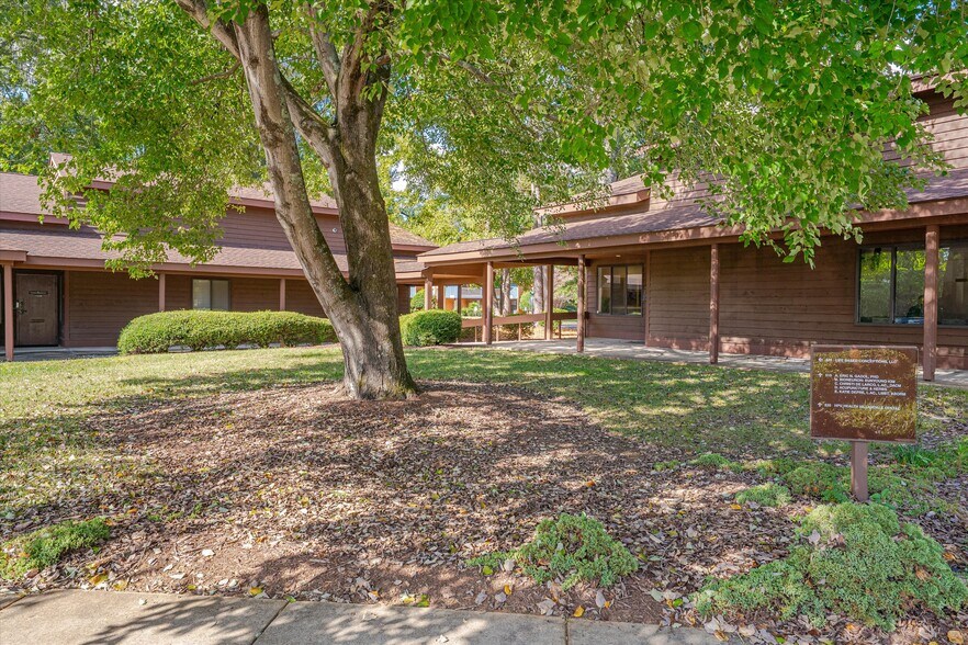 1904 Front St, Durham, NC à louer - Photo de l’immeuble – Image 1 sur 31