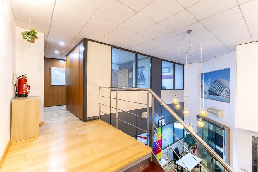 Local commercial dans València, Valencia à vendre - Photo intérieure – Image 3 sur 32