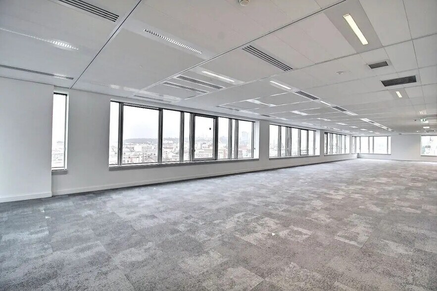 8 Boulevard D'Indochine, Paris à louer - Photo de l’immeuble – Image 1 sur 9