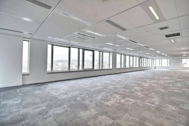 Plus de détails pour 8 Boulevard D'Indochine, Paris - Bureau à louer