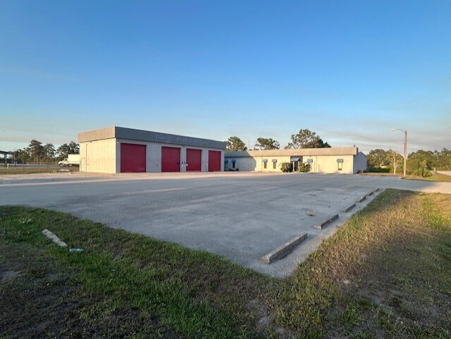 502 New Market Rd E, Immokalee, FL à vendre - Photo de l’immeuble – Image 3 sur 5