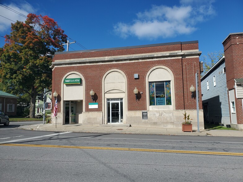 1 E Main St, Corfu, NY à louer - Photo de l’immeuble – Image 1 sur 5