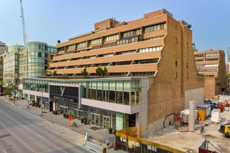 Plus de détails pour 55 Avenue Rd, Toronto, ON - Bureau à louer