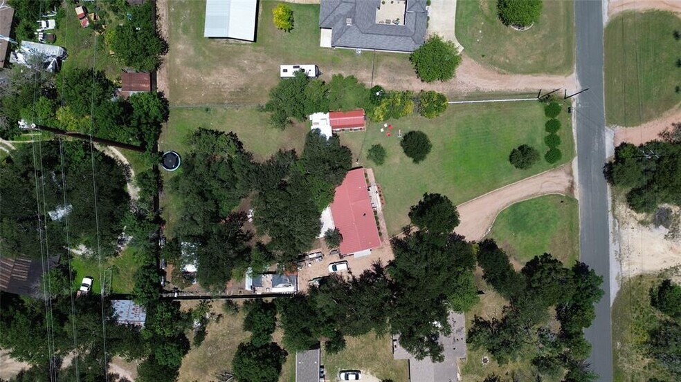 15711 La Hacienda Dr, Austin, TX à vendre - Photo de l’immeuble – Image 2 sur 34