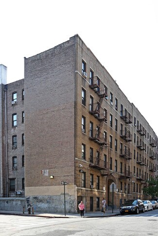 Plus de détails pour 72-82 Ellwood Street – Logement à vendre, New York, NY