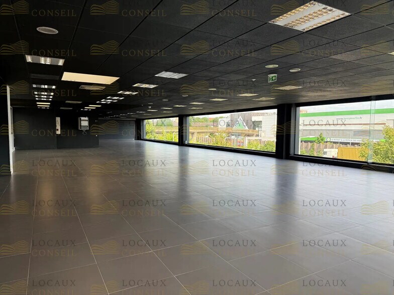 Local d’activités dans Nanterre à louer - Photo intérieure – Image 3 sur 14
