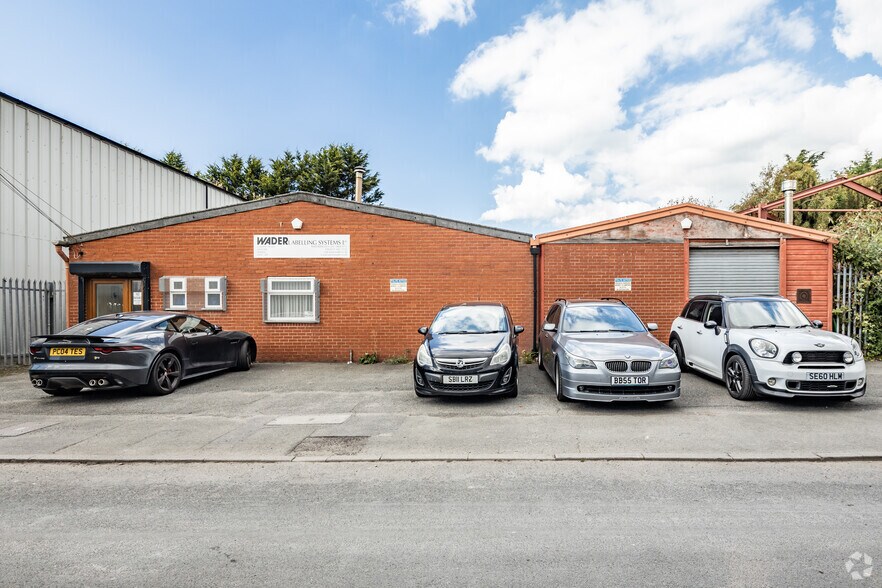 29 Carham Rd, Wirral à louer - Photo de l’immeuble – Image 2 sur 2