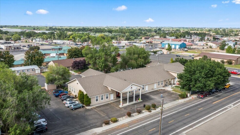273 Shoup Ave W, Twin Falls, ID à vendre - Photo de l’immeuble – Image 3 sur 16