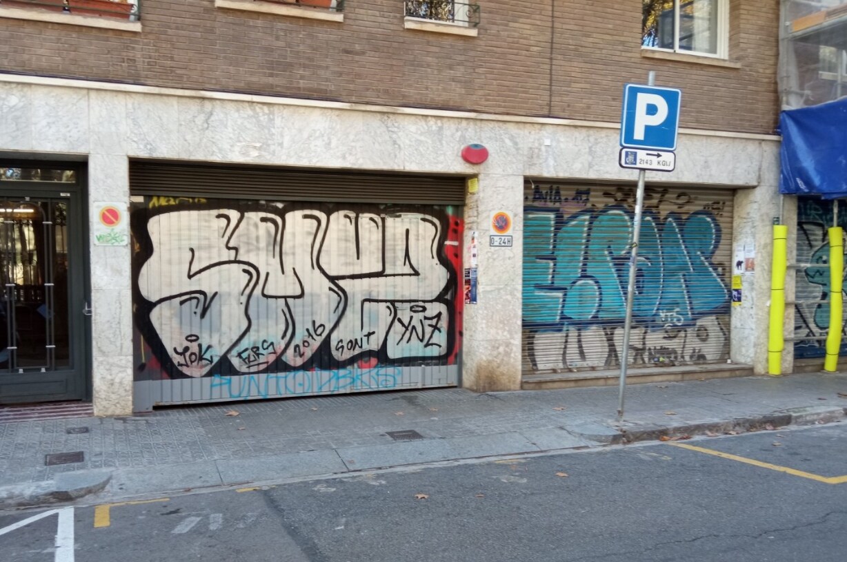 Carrer de Muntadas, Barcelone, Barcelona à vendre Photo de l’immeuble– Image 1 sur 3