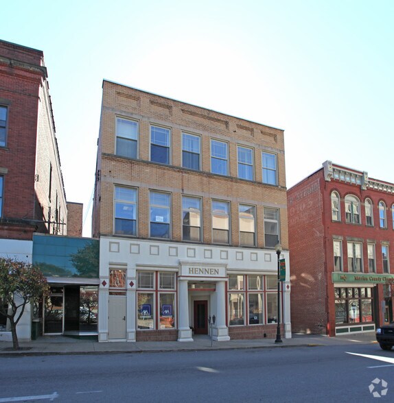 118 Adams St, Fairmont, WV à louer - Photo de l’immeuble – Image 2 sur 6
