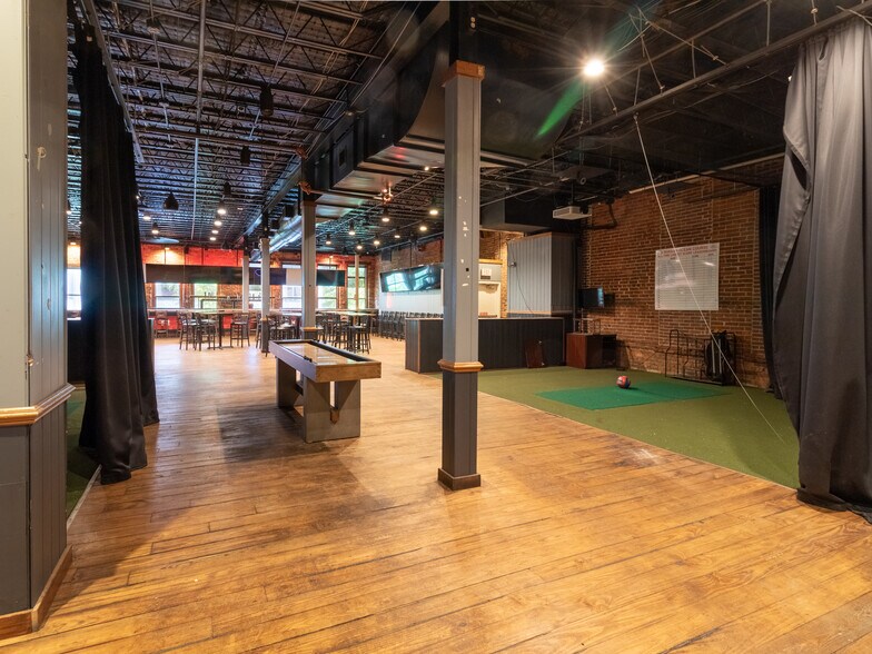 15 W Washington St, Greenville, SC à louer - Photo intérieure – Image 3 sur 12