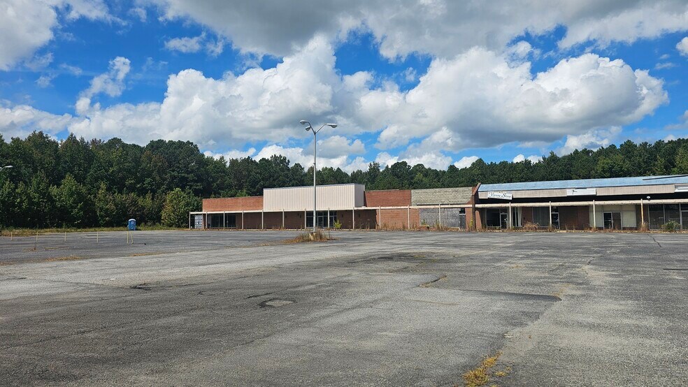 1301-1327 Carrsville Hwy, Franklin, VA à vendre - Photo de l’immeuble – Image 2 sur 13