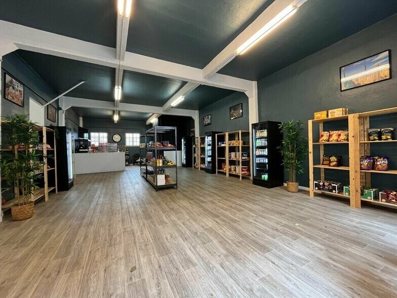 Local commercial dans Grasse à vendre - Photo intérieure – Image 1 sur 4