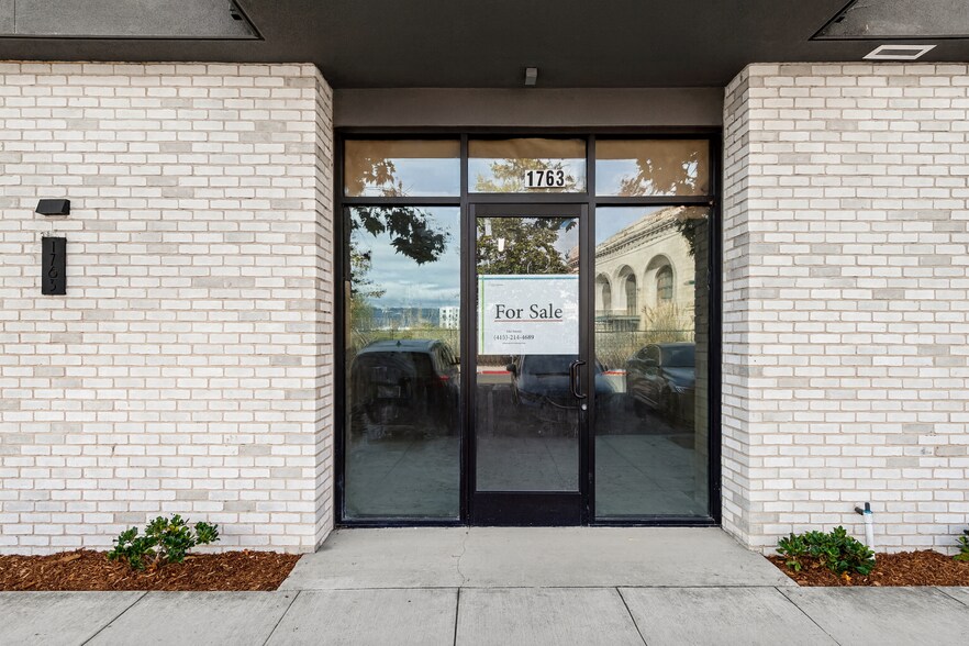 1761-1763 16th St, Oakland, CA à vendre - Photo de l’immeuble – Image 2 sur 13