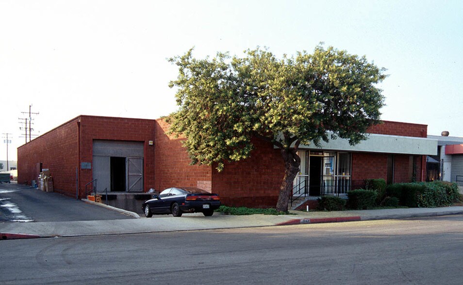 1743 N Floradale St, South El Monte, CA à vendre - Photo principale – Image 2 sur 24