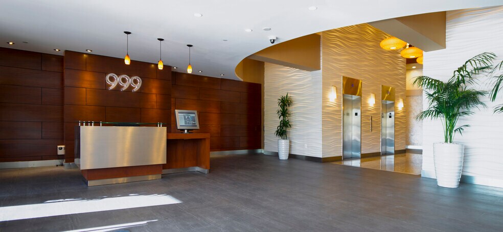 999 PONCE DE LEON Blvd, Coral Gables, FL à louer - Photo de l’immeuble – Image 1 sur 3
