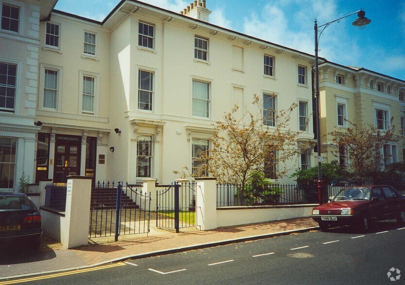 15-17 Mount Ephraim Rd, Tunbridge Wells à louer - Photo de l’immeuble – Image 3 sur 5