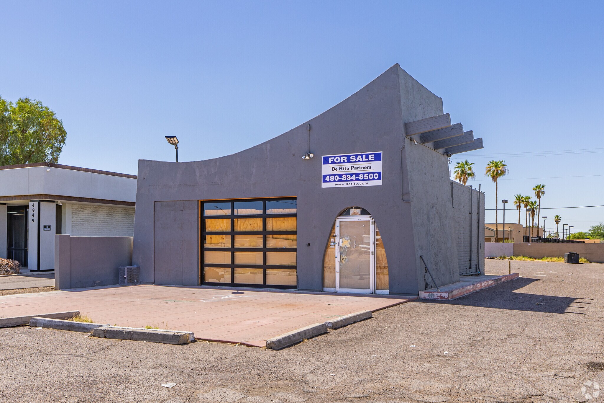 4955 W Indian School Rd, Phoenix, AZ à louer Photo principale– Image 1 sur 4
