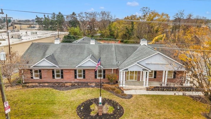 925 N East St, Frederick, MD à louer Photo principale– Image 1 sur 41