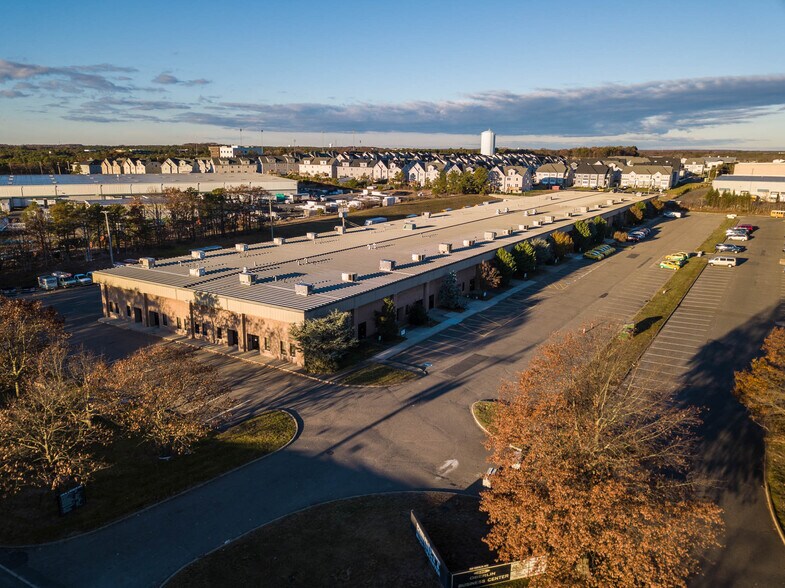 150 Oberlin Ave N, Lakewood, NJ à louer - Photo de l’immeuble – Image 3 sur 9