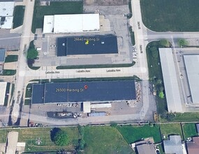 26500 Harding St, Oak Park, MI à louer Aérien– Image 1 sur 2