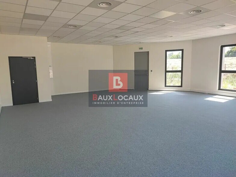 Local commercial dans Salon-de-Provence à louer - Photo intérieure – Image 3 sur 4