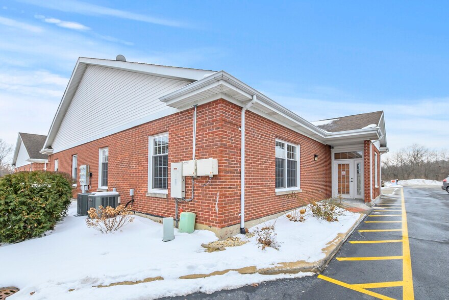 15859 Ridgeland Ave, Oak Forest, IL à louer - Photo de l’immeuble – Image 2 sur 14