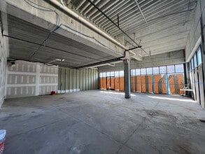 5655 Pershing Ave, Saint Louis, MO à louer Photo intérieure– Image 2 sur 4