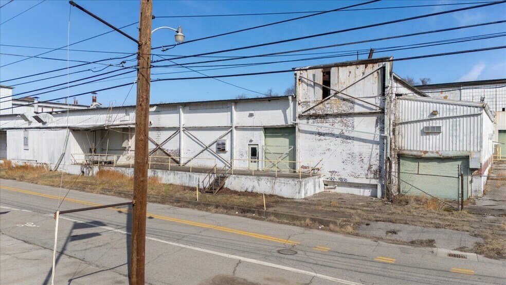 625 Depot St, Parkersburg, WV à vendre - Photo de l’immeuble – Image 3 sur 29