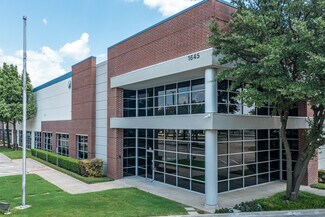 Plus de détails pour 1645 Wallace Dr, Carrollton, TX - Industriel/Logistique à louer