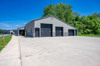 Plus de détails pour 190 Prospect Ave, Mauston, WI - Local commercial à vendre