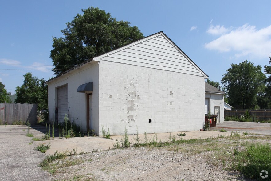 27 Sluyter St SE, Grand Rapids, MI à vendre - Photo de l’immeuble – Image 2 sur 3