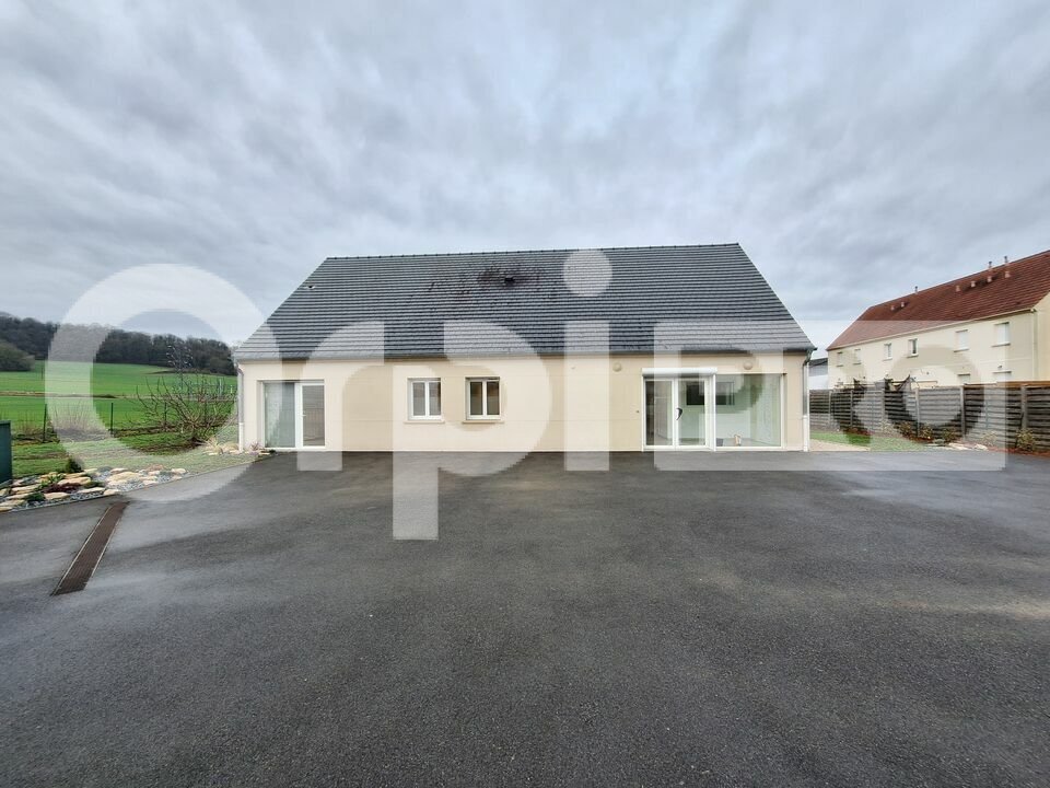 Bureau dans Montigny-Lengrain à louer Photo de l’immeuble– Image 1 sur 13